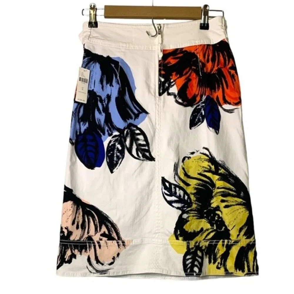 NWT Anthropologie Maeve White Floral Buckle Skirt. Size 0